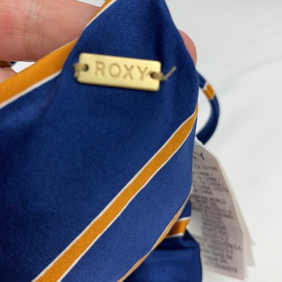 Rich Retro Style Bikini Top - Picture 4 of 6